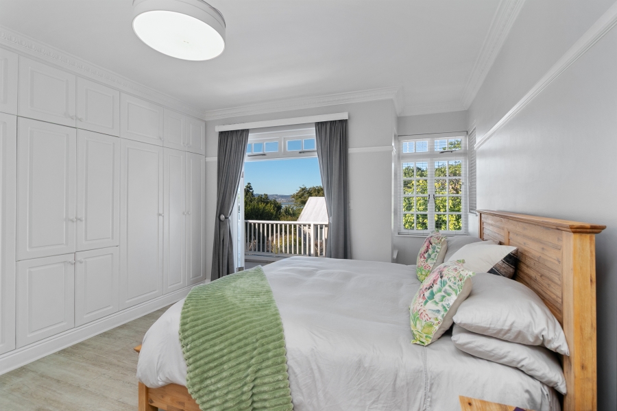 4 Bedroom Property for Sale in Belvidere Estate Western Cape
